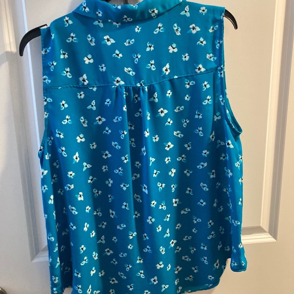 Elle Tank Top - Picture 3 of 3